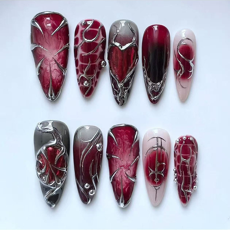 ชุดเล็บปลอม 24 ชิ้น ดีไซน์โลหะ - Nail Art Press On บทวิจารณ์และราคา